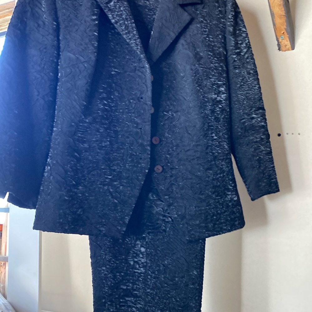 Elegant Black Textured Suit Set